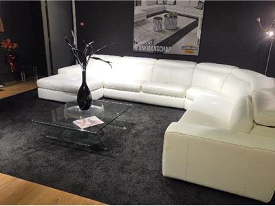 Lederland BREDA Showroommodel alvor grote hoekbank met 1 electr relax